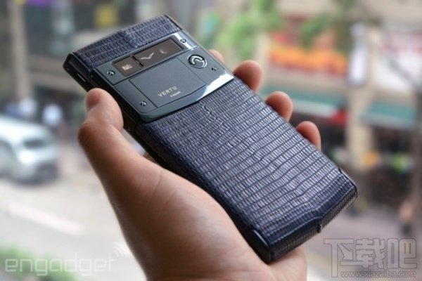 价值13万 奢华手机Vertu Signature Touch