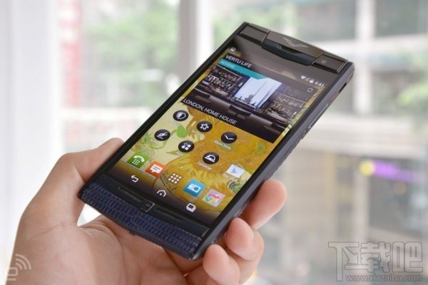 价值13万 奢华手机Vertu Signature Touch