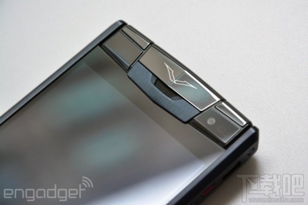 价值13万 奢华手机Vertu Signature Touch