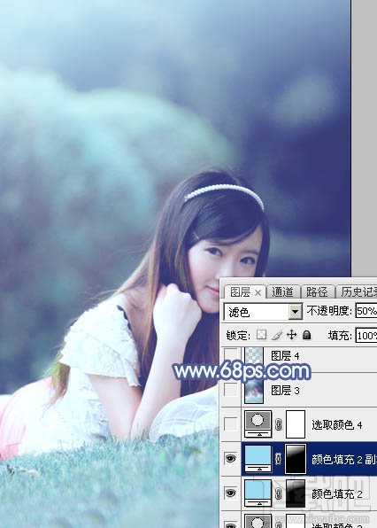 如何用Photoshop CC打造甜美梦幻的青蓝色草地美女图片