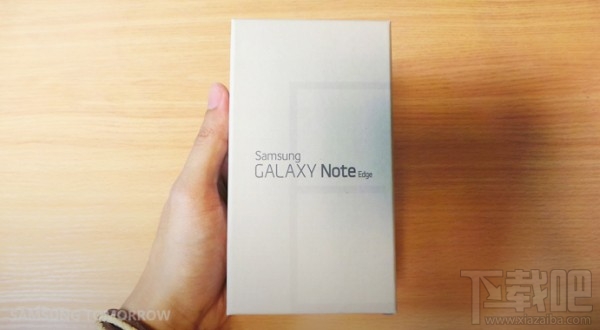 三星首款弧形屏幕Galaxy Note Edge开箱