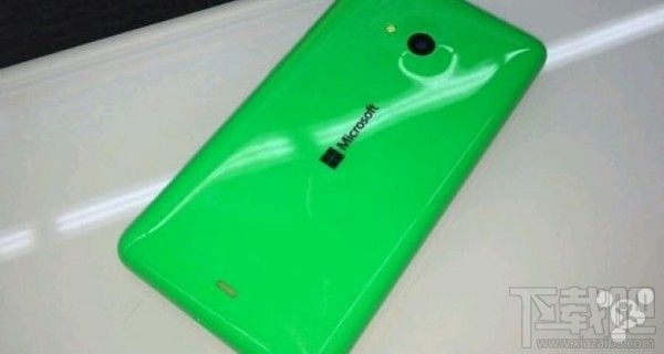 微软首款Microsoft品牌Lumia手机长啥样？