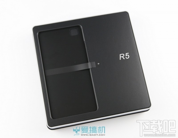 比更薄还更薄 OPPO R5开箱图赏