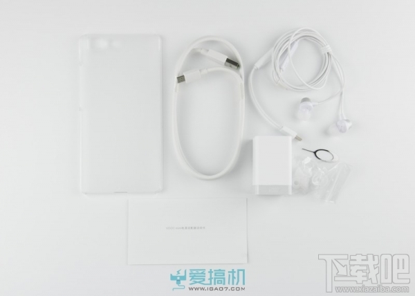 比更薄还更薄 OPPO R5开箱图赏