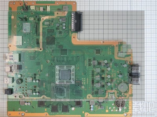 新版索尼PS4拆解：省电秘诀就在这