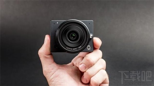 Gopro劲敌？全世界最小可换镜头4K相机问世