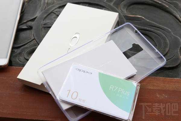 均衡旗舰 OPPO R7 Plus评测 照相秒杀小米4