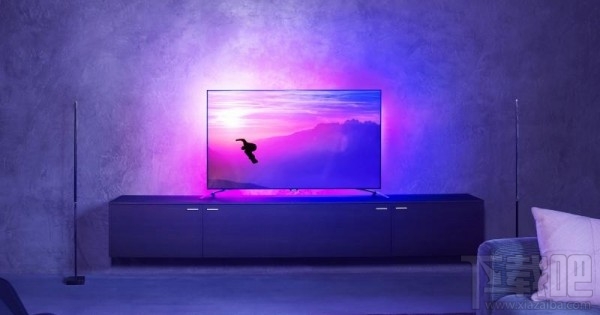 飞利浦推出流光溢彩的 Ambilight 4K UHD电视