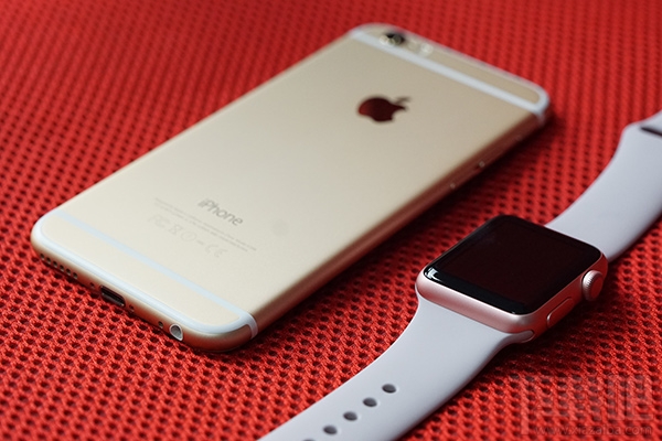 别致色彩：Apple Watch玫瑰金运动版大小款对比开箱图赏