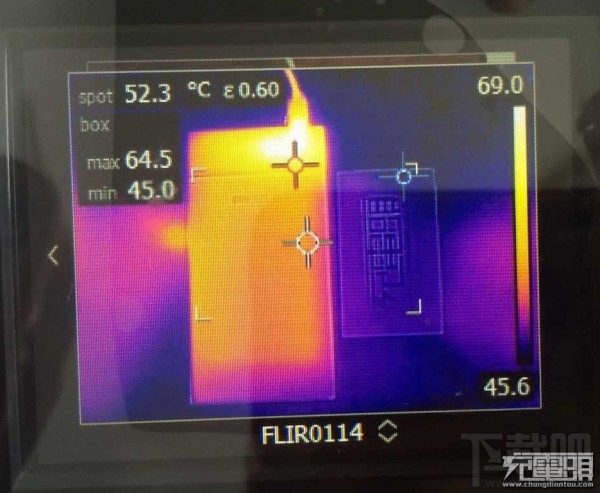 mCharge是何方神圣？魅族快充移动电源拆解评测