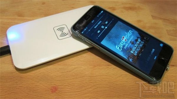 苹果iPhone感应充电专利曝光，无需额外硬件
