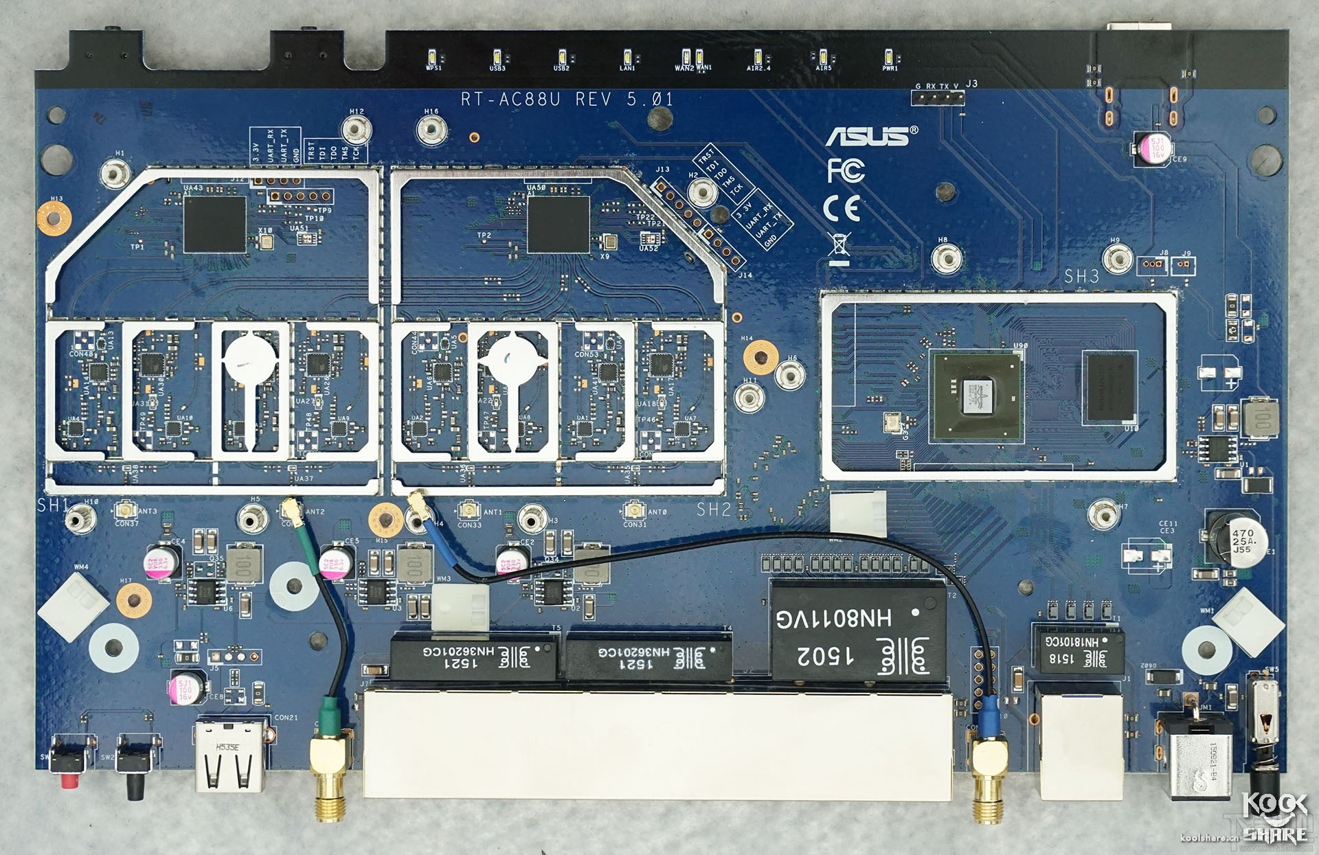 华硕RT-AC88U AC3200旗舰路由器开箱评测