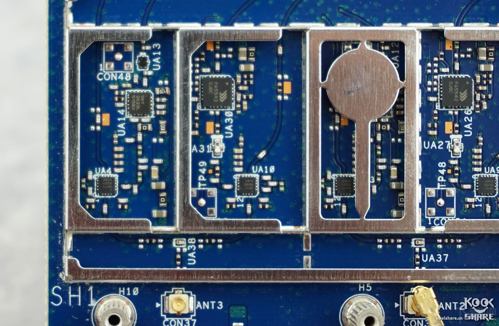 华硕RT-AC88U AC3200旗舰路由器开箱评测