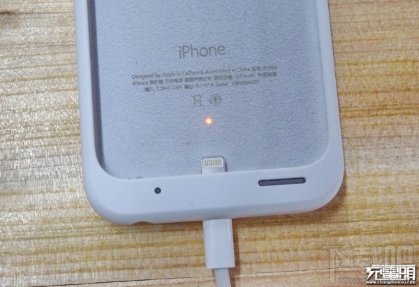 iPhone 6s Smart Battery Case拆解与评测