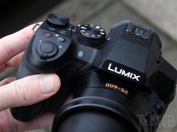 差一点就是神器 松下Lumix FZ330类单反评测