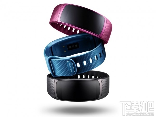 三星Gear Fit 2运动手环发布 售价约合人民币1100元