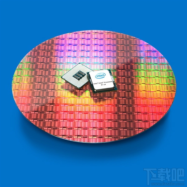 Intel Xeon E7 v4发布：全球首个24核心处理器