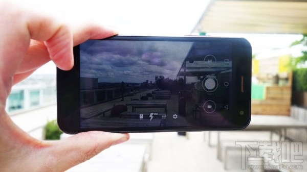 首批搭载Cyanogen OS 13手机Spark曝光