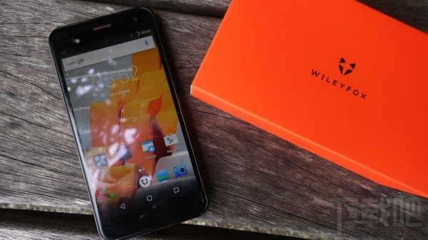 首批搭载Cyanogen OS 13手机Spark曝光