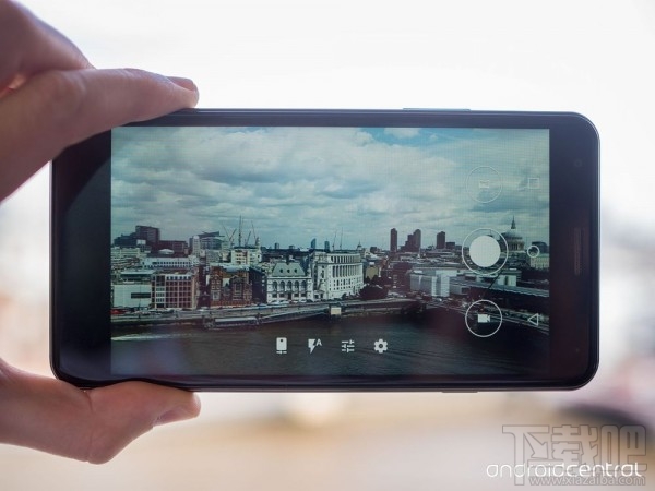 首批搭载Cyanogen OS 13手机Spark曝光