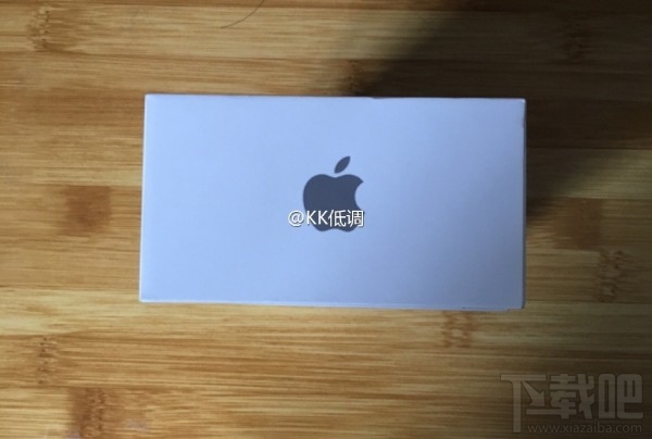 网友曝光名为iPhone 6 SE包装盒