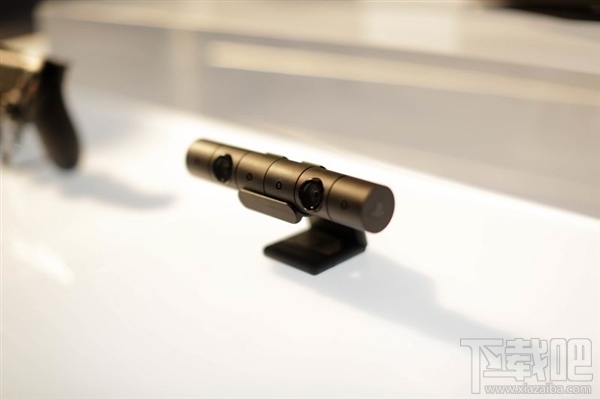 索尼PS4全新摄像头登场：超小巧