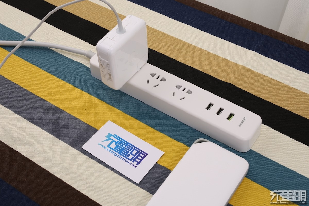 华为快充USB插排AP35开箱测试 兼容FCP和QC2.0 