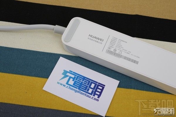 华为快充USB插排AP35开箱测试 兼容FCP和QC2.0 