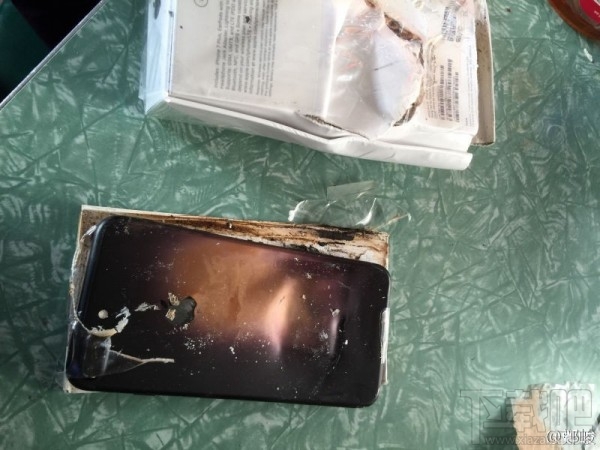 记者称iPhone 7 Plus爆炸都怪快递 苹果质量没问题