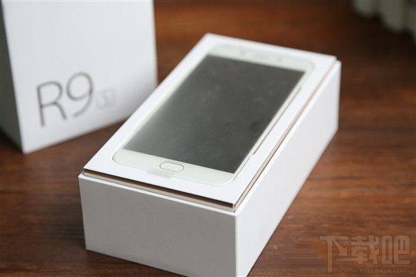 oppo r9s和美图m6s哪个好？美图m6s和oppor9s区别对比