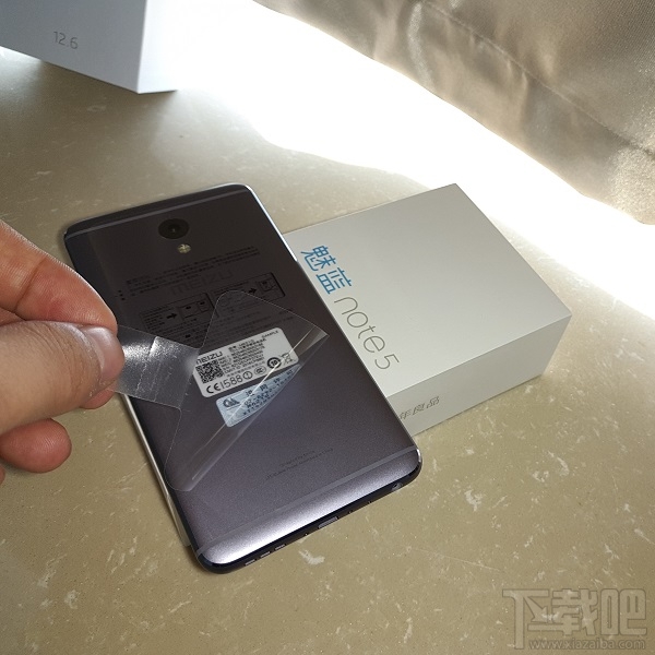 魅蓝 Note 5 真机上手：方案成熟 轻薄持久