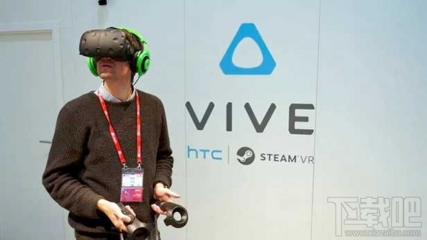 外媒VR头盔Oculus Rift vs. HTC Vive对比测评