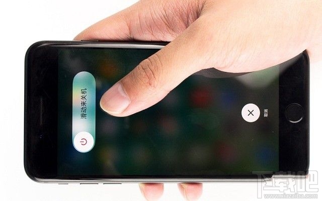 iPhone7 Plus后盖怎么打开？苹果iPhone7 Plus拆换后盖图文教程