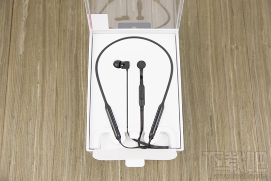 BeatsX 蓝牙入耳式耳机真机评测 外观时尚音质呵呵