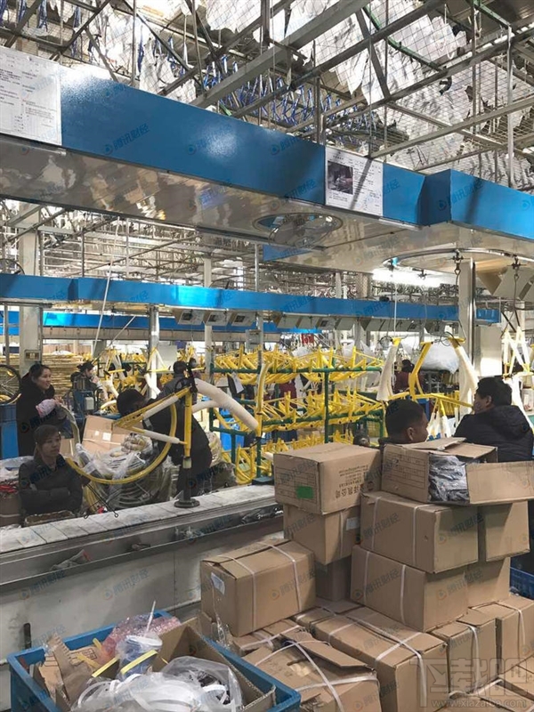 国内比较大共享单车工厂高能产量：10分钟下线16辆