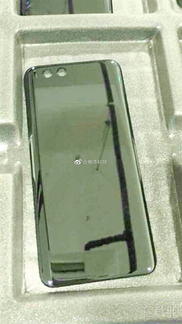 小米6真机照再曝光：四曲面设计就这样！