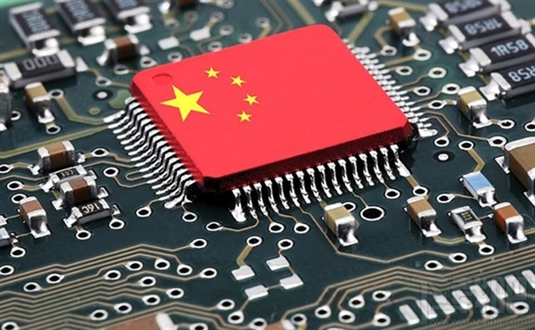 国产自主内存大突破：行业巨头们不淡定了