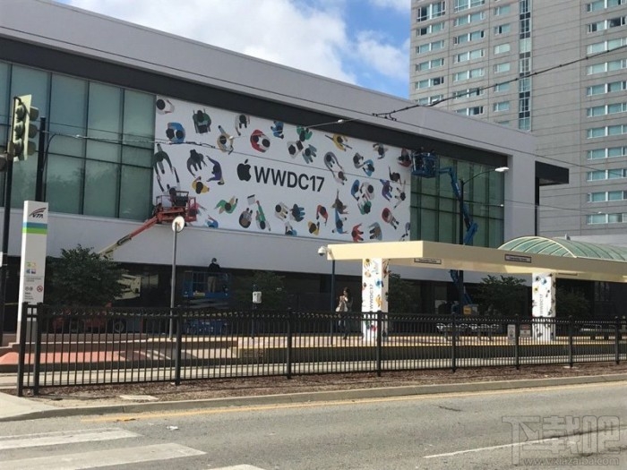 苹果世界开发者大会WWDC2017召开在即，苹果已开始布置会场