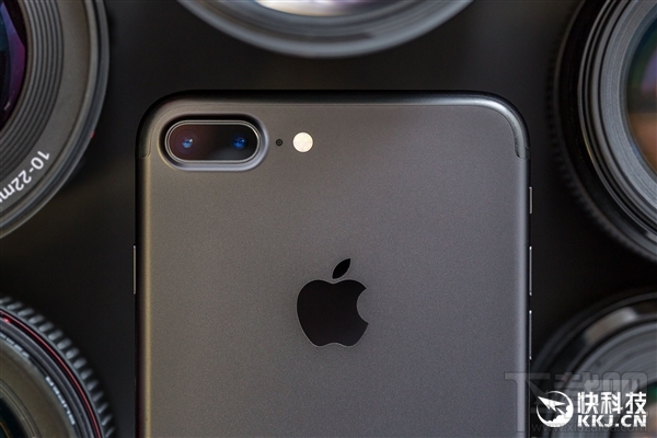 iPhone8后置双摄激光镭射系统加持：一切为了AR