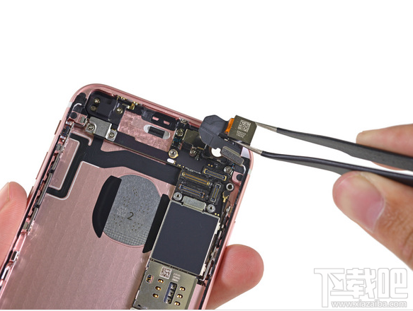 苹果iPhone6s玫瑰金版全面拆解图文解析