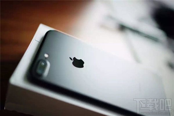 唯独少了亮黑色！网友晒苹果iPhone7/Plus国行版四色开箱图集