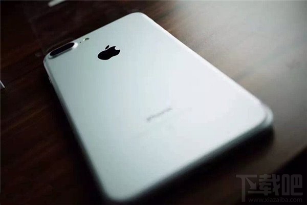 唯独少了亮黑色！网友晒苹果iPhone7/Plus国行版四色开箱图集