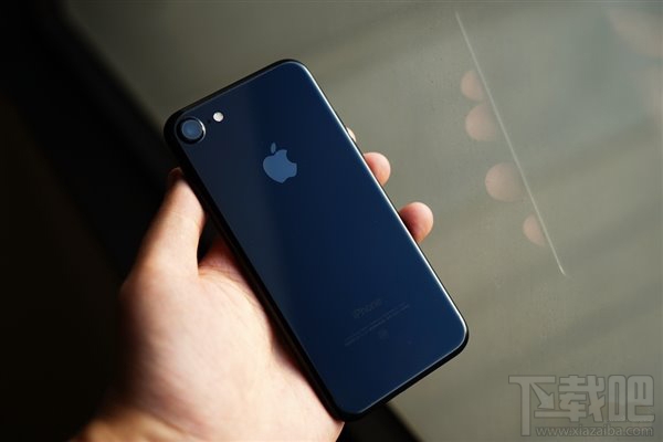 指纹收集神器？亮黑色国行苹果iPhone7/7 Plus最全开箱图集