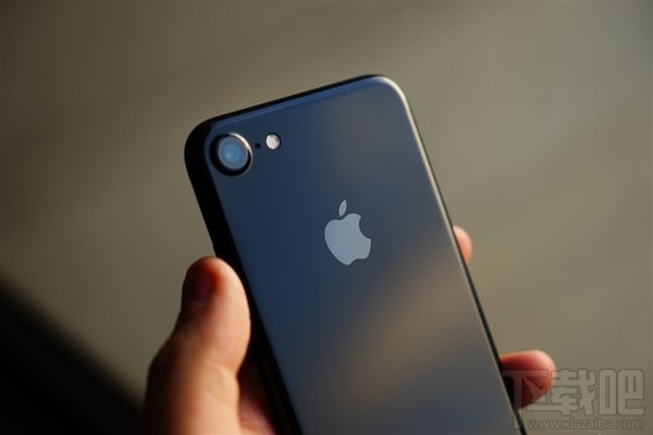 指纹收集神器？亮黑色国行苹果iPhone7/7 Plus最全开箱图集