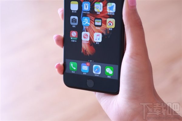 指纹收集神器？亮黑色国行苹果iPhone7/7 Plus最全开箱图集