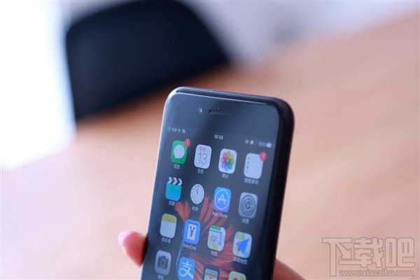 指纹收集神器？亮黑色国行苹果iPhone7/7 Plus最全开箱图集