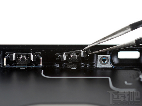 iPhone 7拆解全过程：搭配2GB RAM+更大容量的电池
