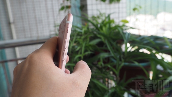 你的iPhone7脏了？洗洗就可以了