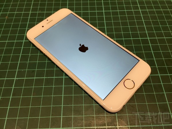 哑光白iPhone美翻了？苹果真应该打造这款手机