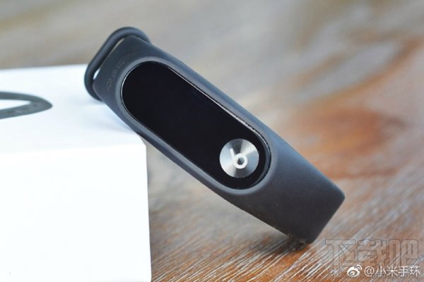 官方公布：小米6纪念版小米手环2出炉